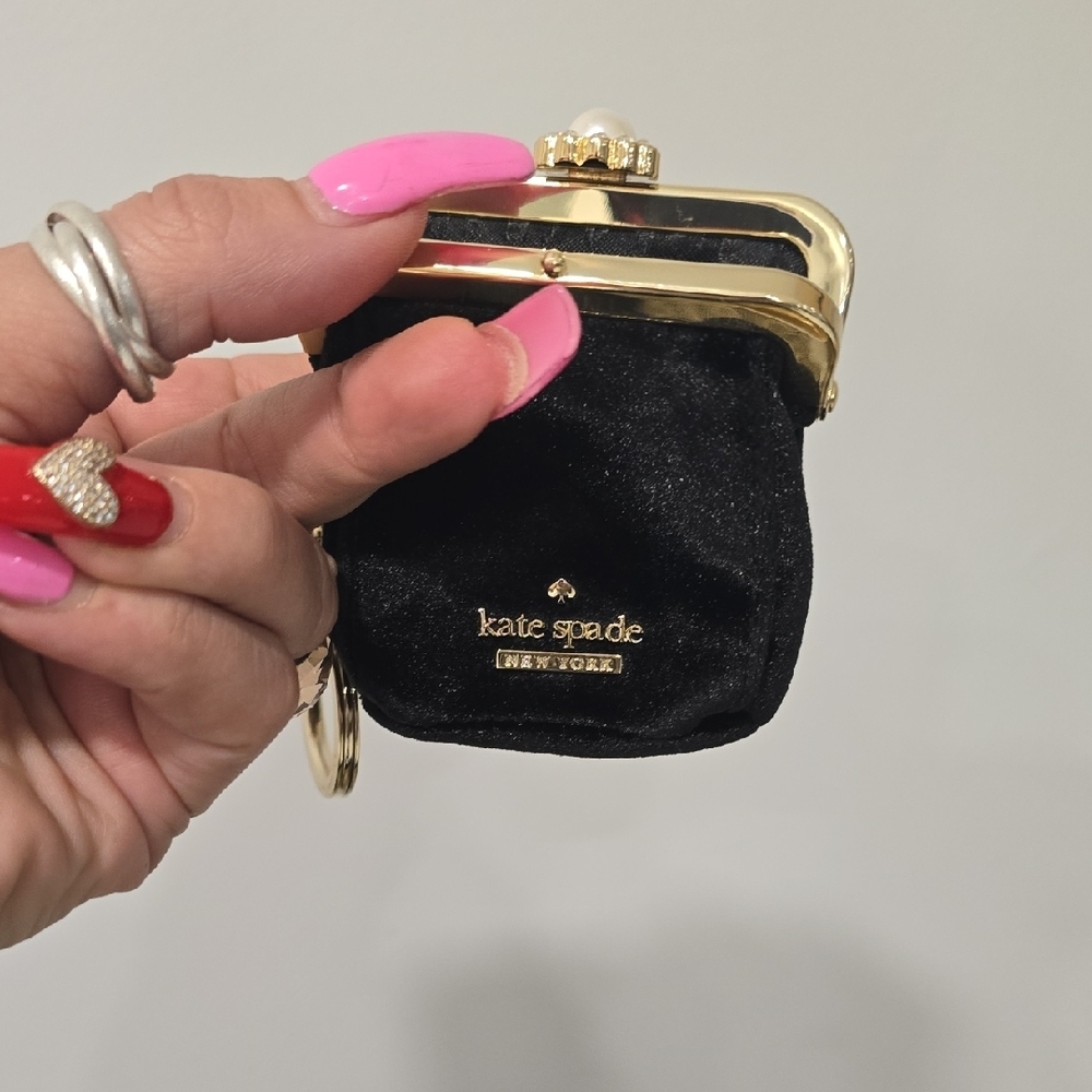 Kate Spade Black and Gold Wristlet NWOT - Picture 8 of 8